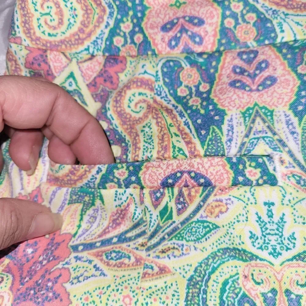‎Ann Taylor Madison Skirt Multicolored Paisley Print Size 00P - Picture 4 of 7